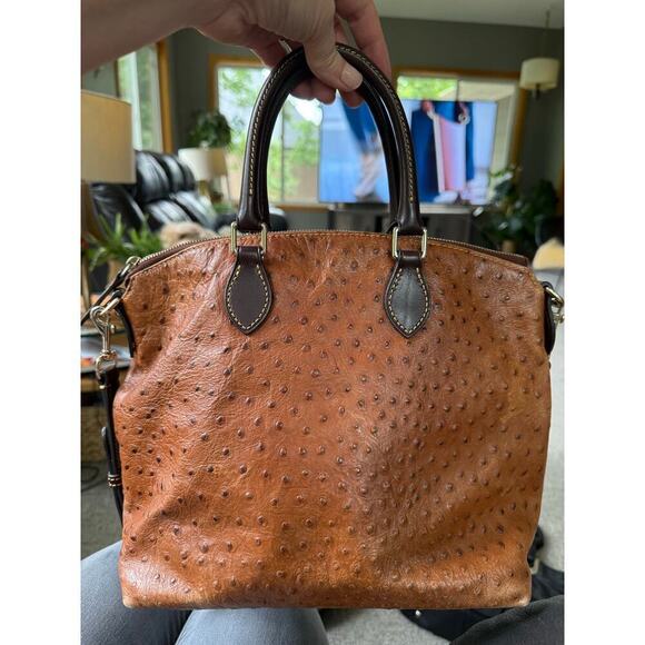 Dooney and Bourke ostrich, leather cognac zip pocket purse crossbody - Picture 3 of 9